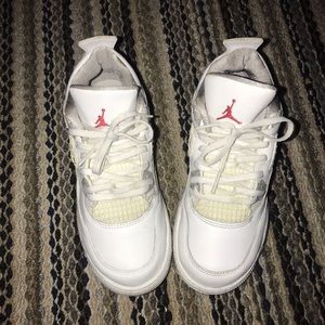 Jordan sneakers for your youth.